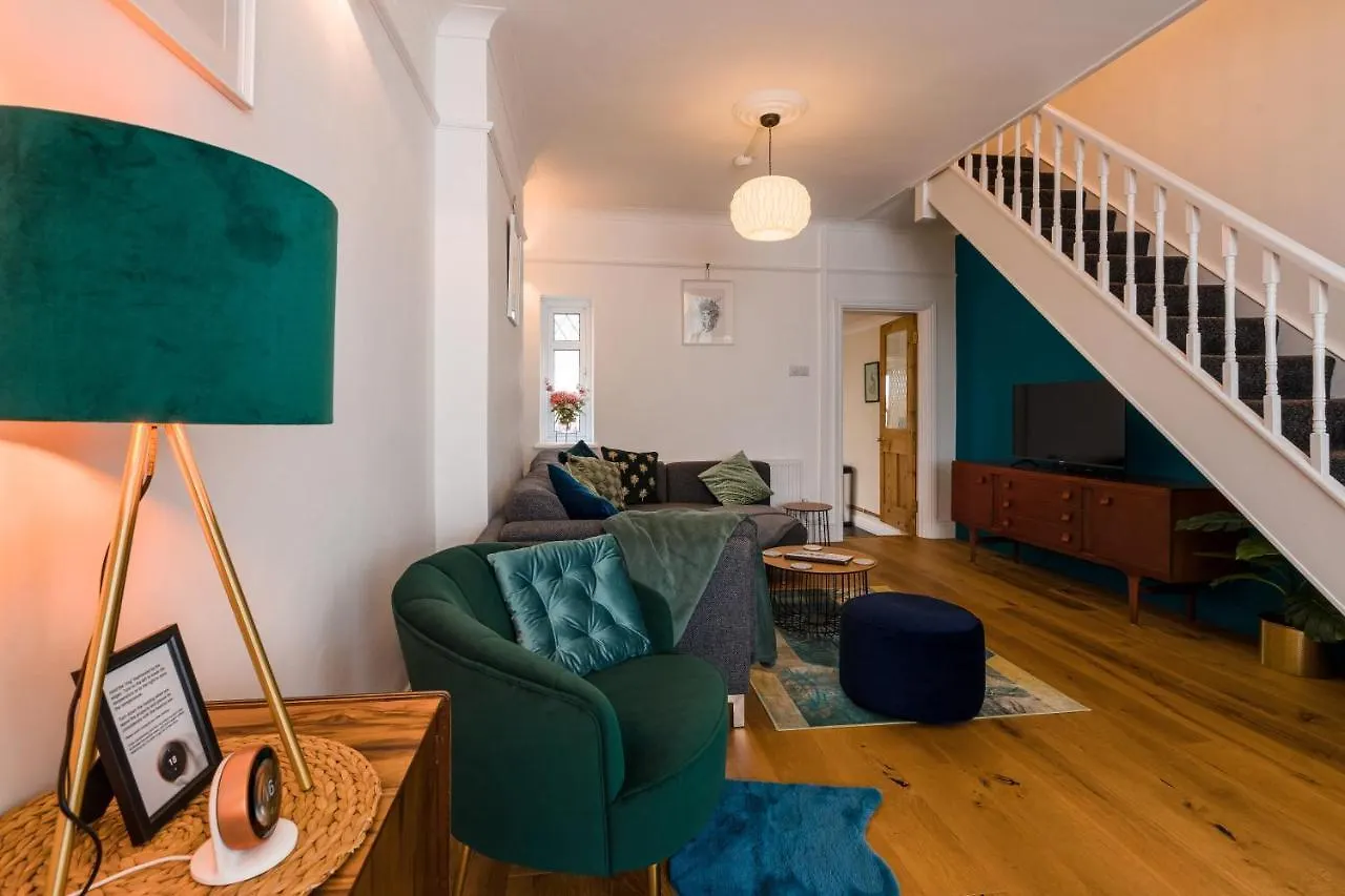 Pixel'S Place By Staystaycations Cardiff 0*,