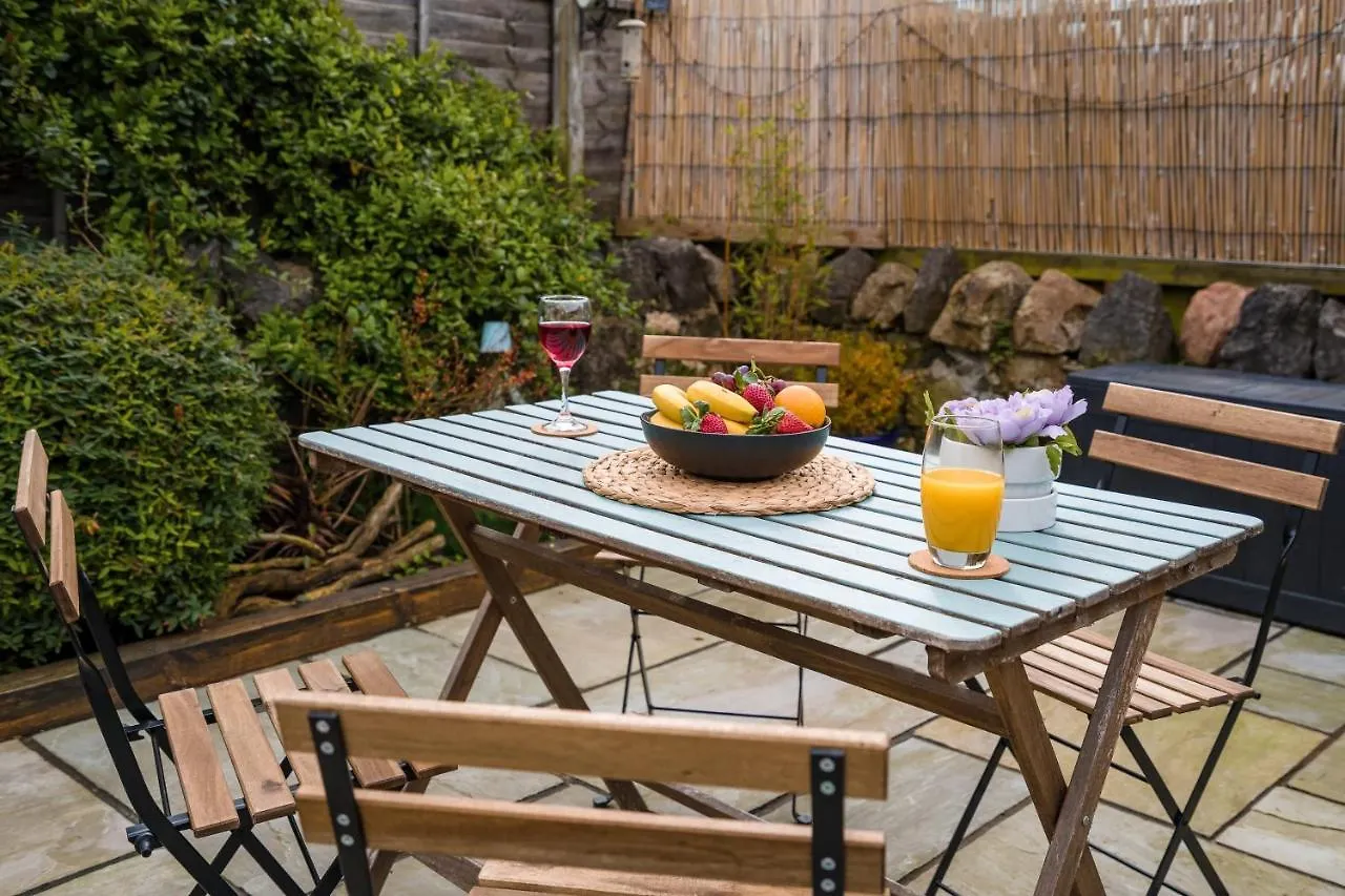 Pixel'S Place By Staystaycations Cardiff Holiday home